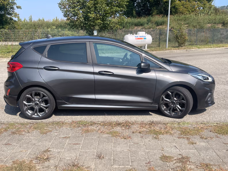 Ford Fiesta - 17
