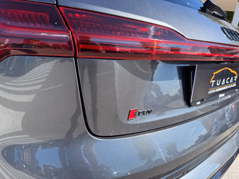 Audi e-tron - 10