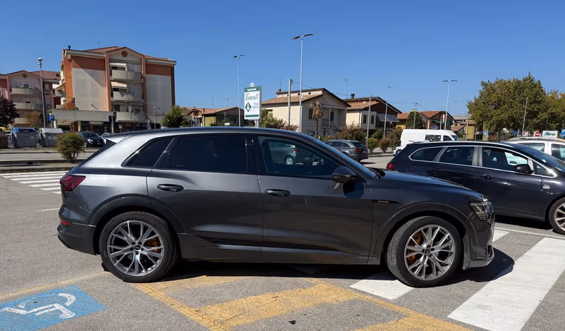 Audi e-tron - 8
