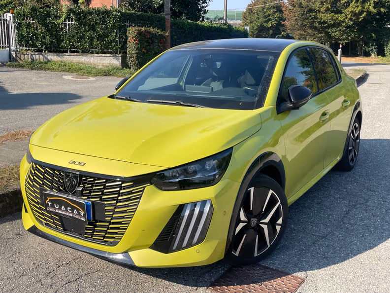 Peugeot 208