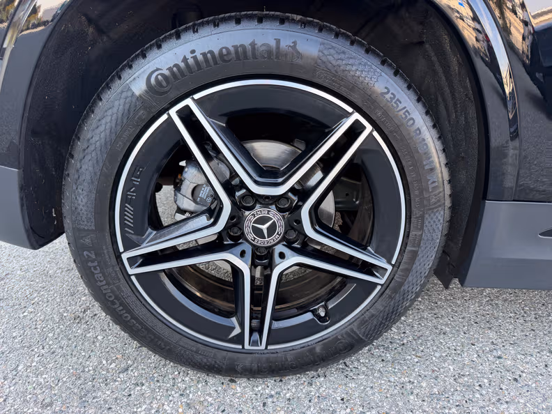 Mercedes-Benz GLA - 45