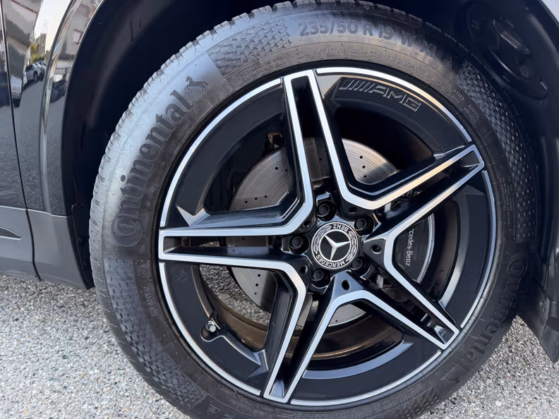 Mercedes-Benz GLA - 6