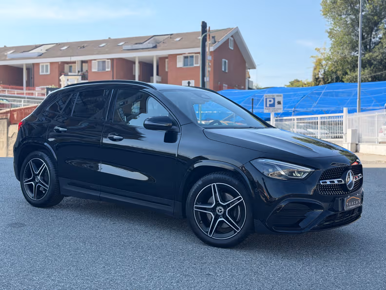 Mercedes-Benz GLA - 3
