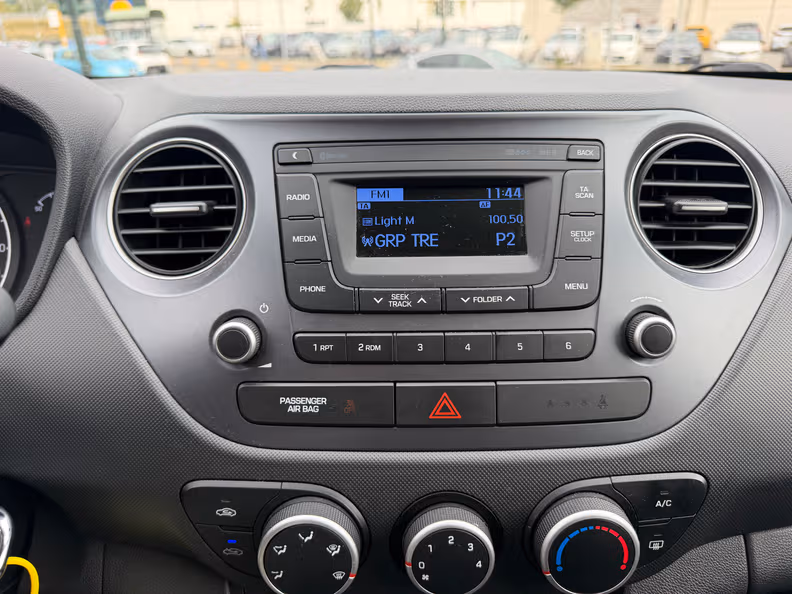 Hyundai i10 - 21