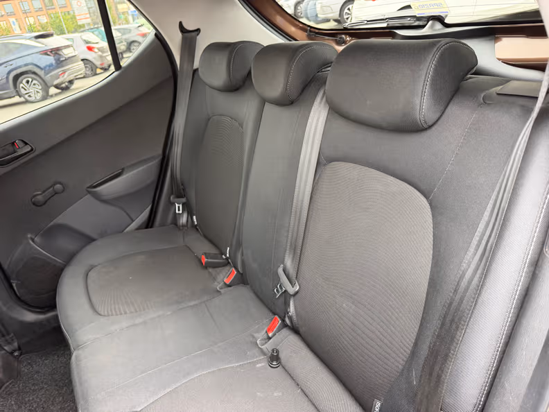 Hyundai i10 - 13