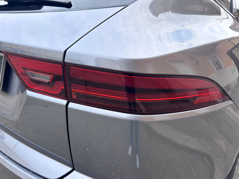 Jaguar E-Pace - 27