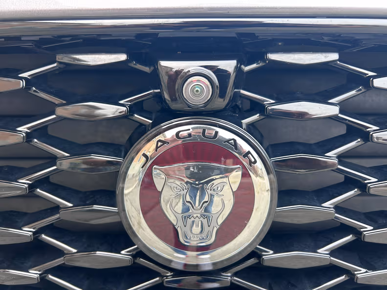 Jaguar E-Pace - 33