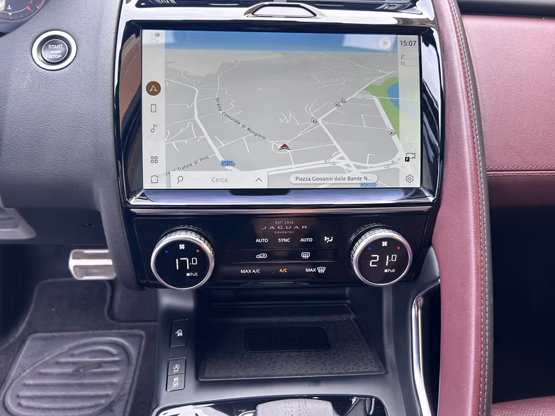 Jaguar E-Pace - 18