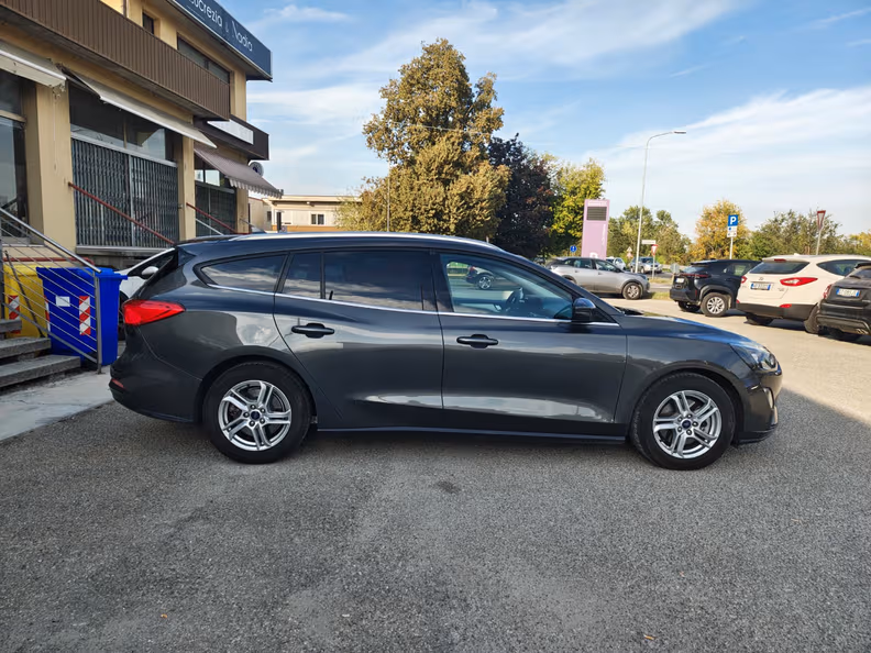 Ford Focus - 6