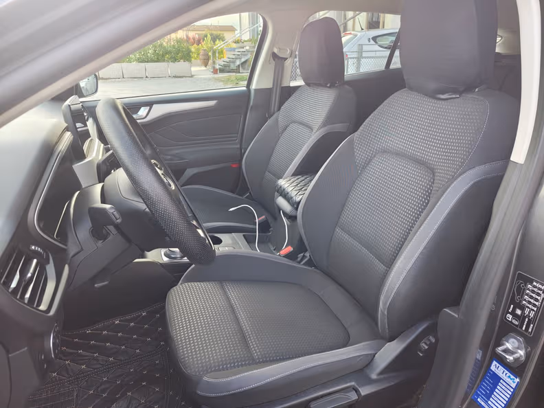 Ford Focus - 14