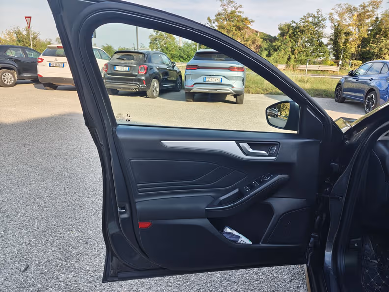 Ford Focus - 12