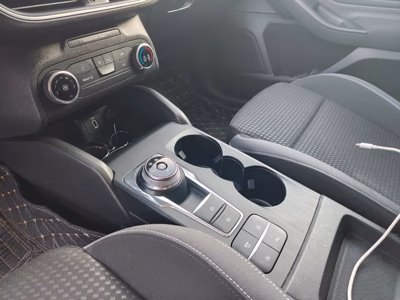 Ford Focus - 21