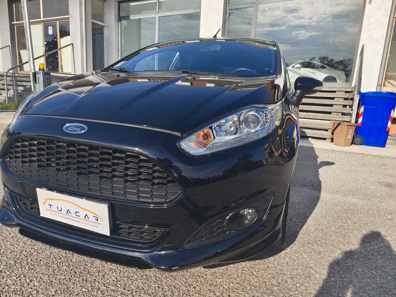 Ford Fiesta - 9