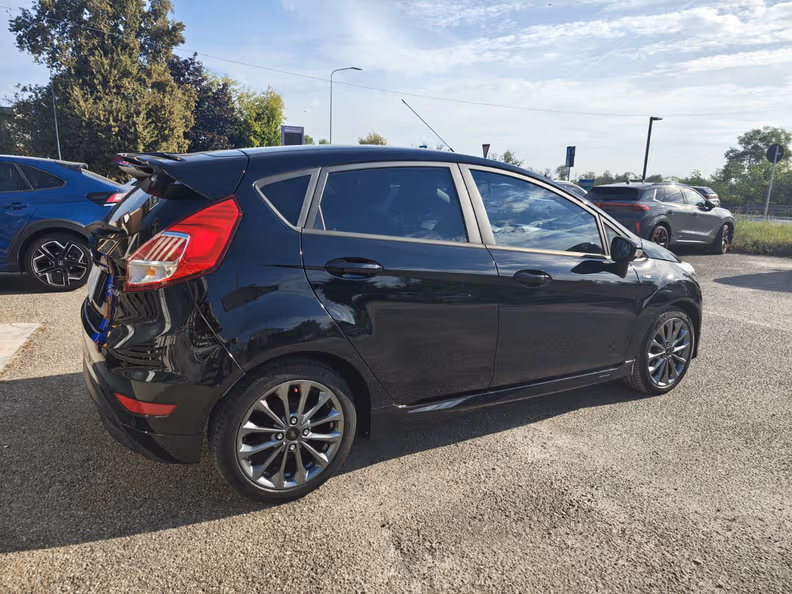 Ford Fiesta - 5