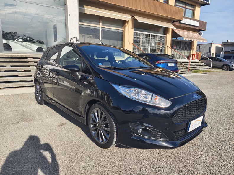 Ford Fiesta - 7