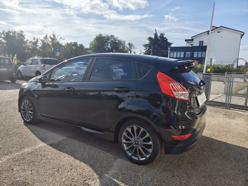 Ford Fiesta - 3