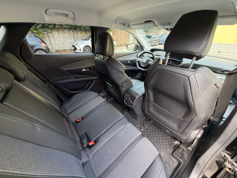 Peugeot 3008 - 22