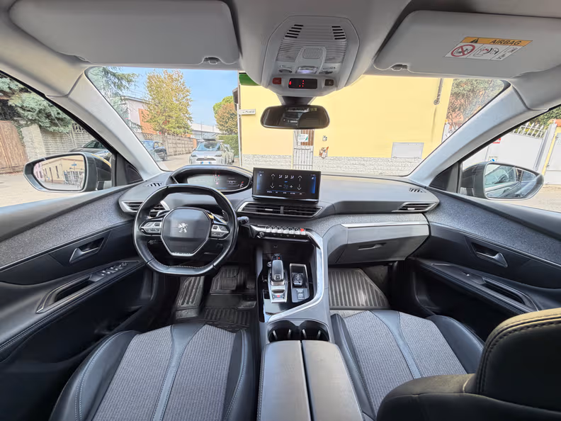 Peugeot 3008 - 13