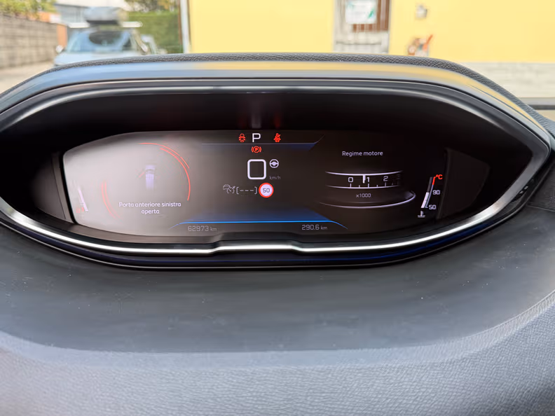 Peugeot 3008 - 12