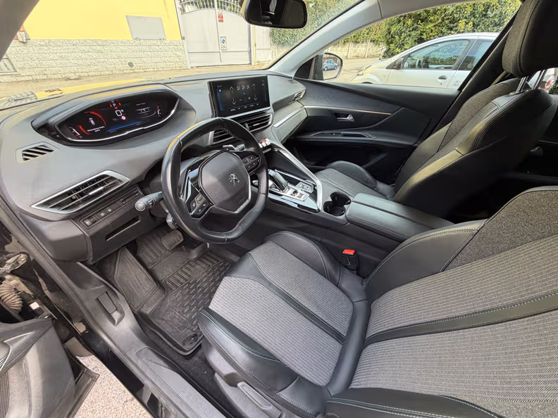 Peugeot 3008 - 10