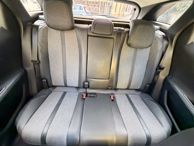 Peugeot 3008 - 14