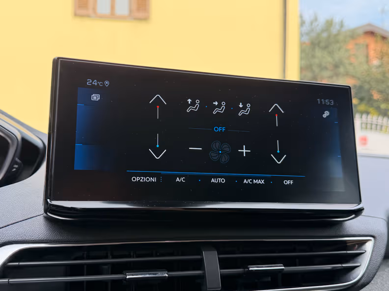 Peugeot 3008 - 15