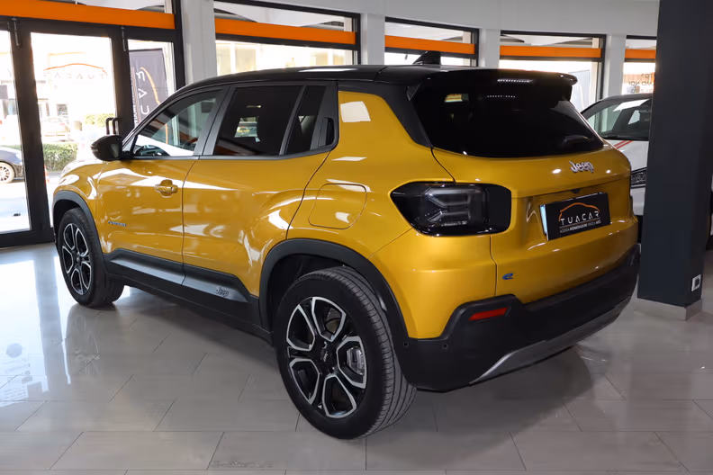 Jeep Avenger - 4
