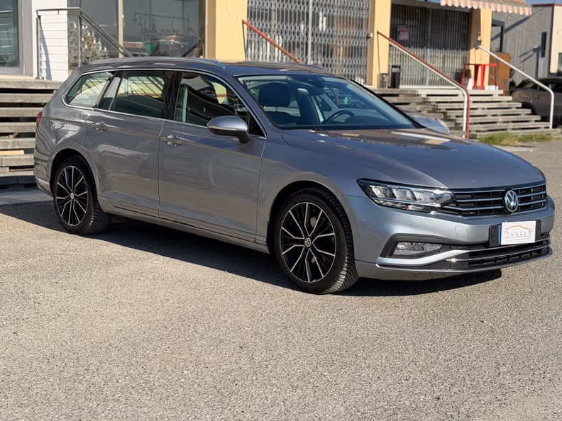Volkswagen Passat - 7