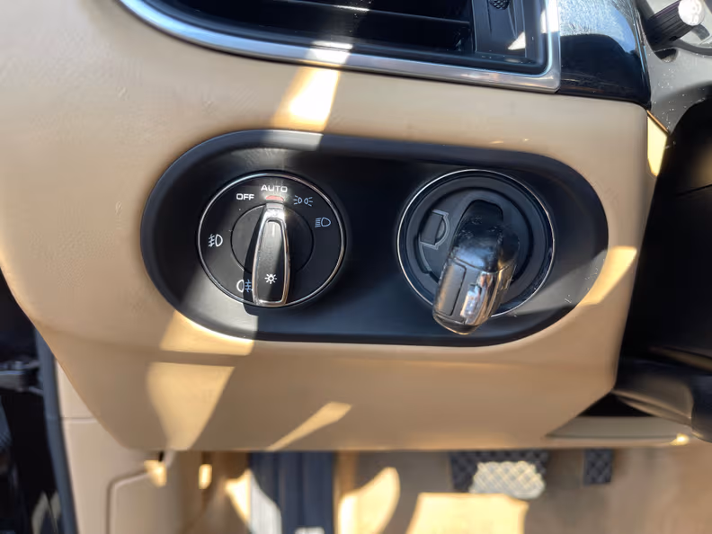 Porsche Macan - 14