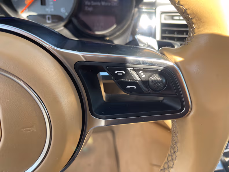 Porsche Macan - 9