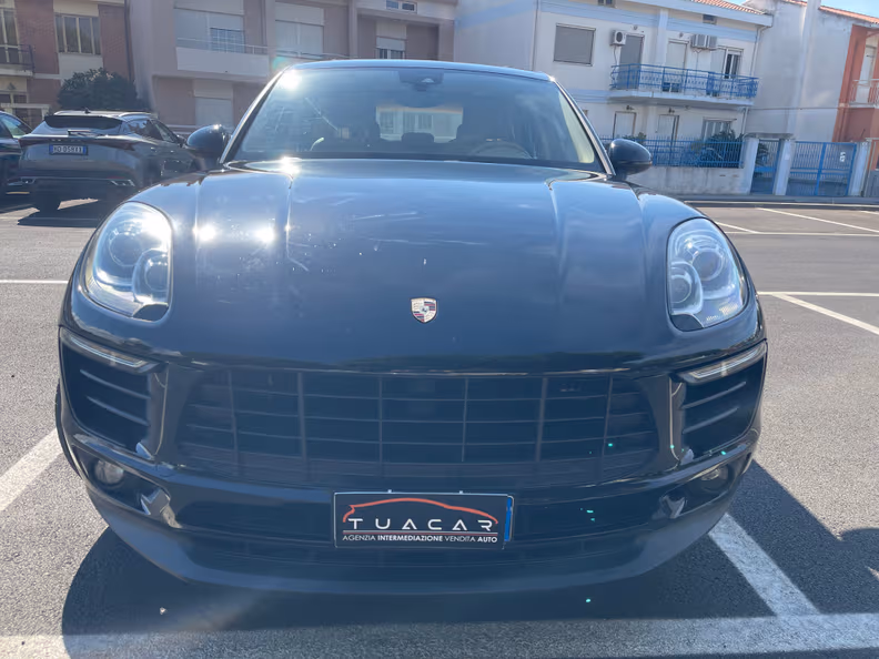 Porsche Macan - 35