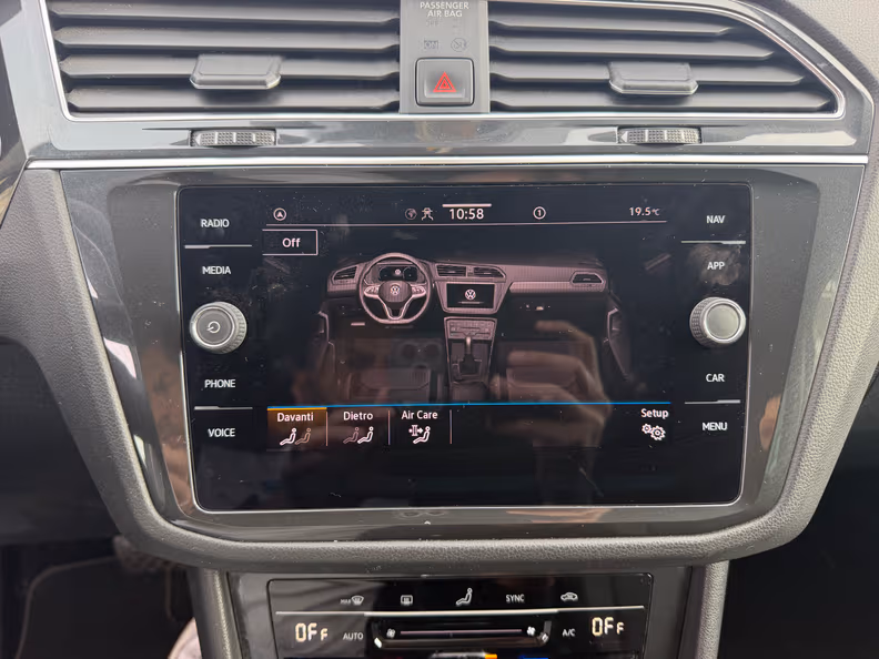 Volkswagen Tiguan - 18