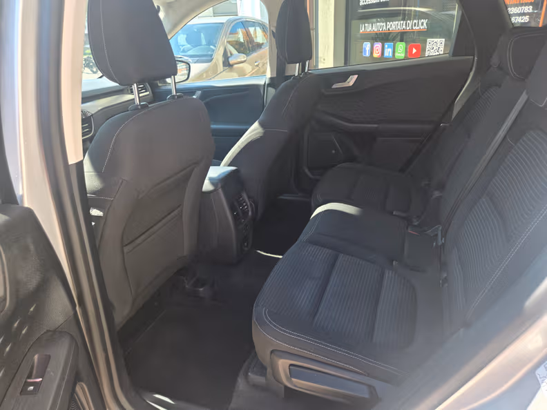 Ford Kuga - 16