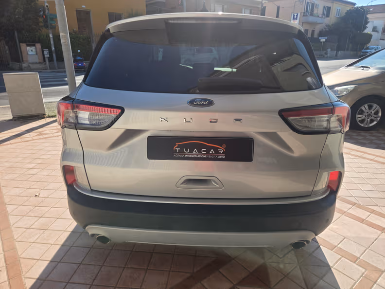 Ford Kuga - 5