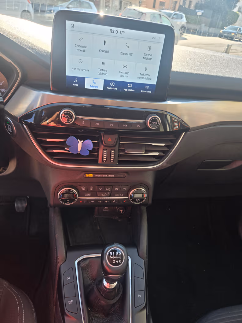 Ford Kuga - 11