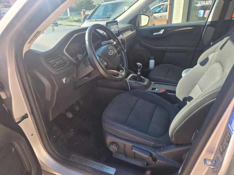 Ford Kuga - 7