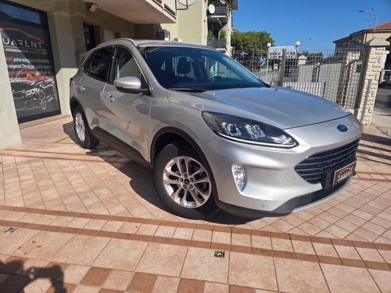 Ford Kuga - 3