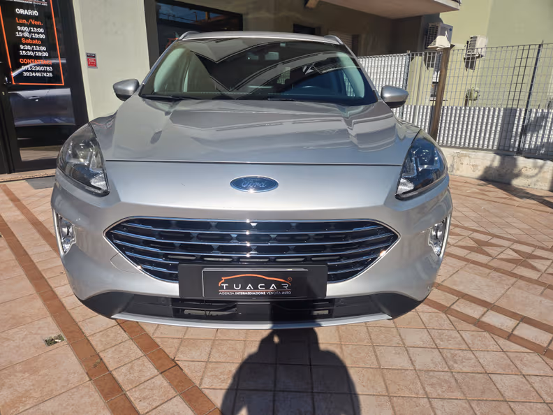 Ford Kuga - 2
