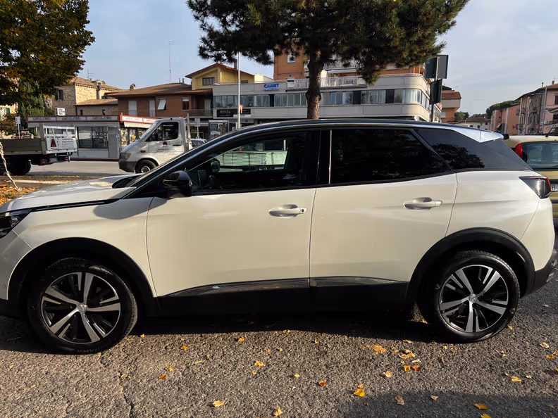 Peugeot 3008 - 5