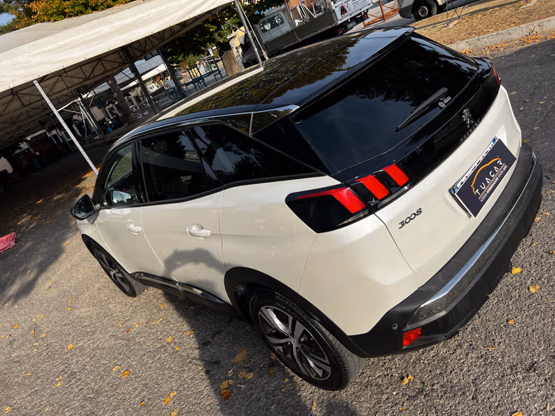 Peugeot 3008 - 31
