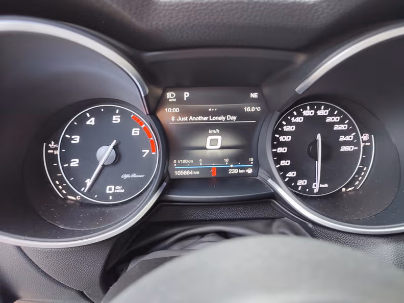 Alfa Romeo Stelvio - 7