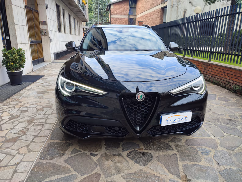 Alfa Romeo Stelvio - 6