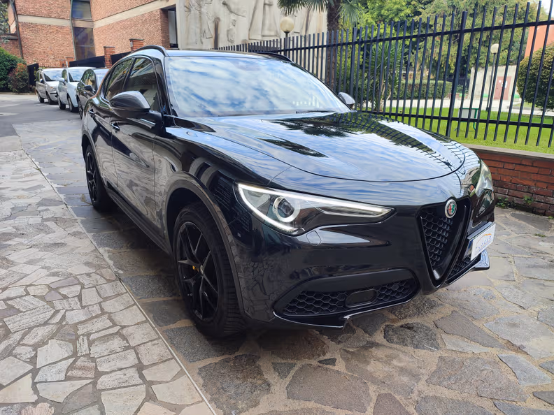 Alfa Romeo Stelvio - 5