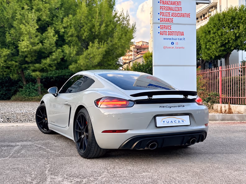Porsche 718 - 6