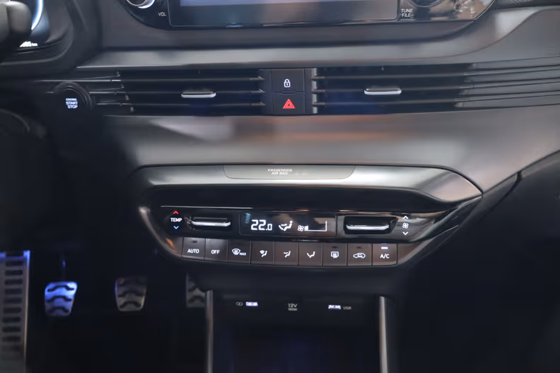 Hyundai i20 - 19