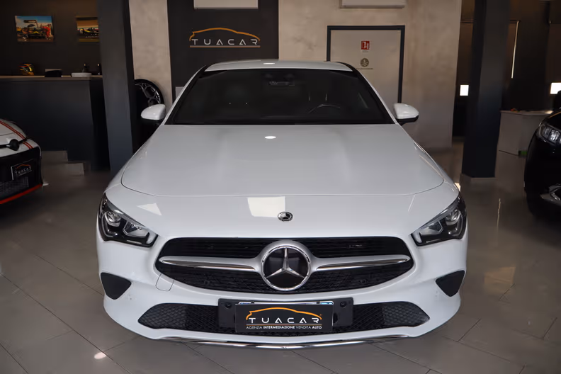 Mercedes-Benz CLA - 6