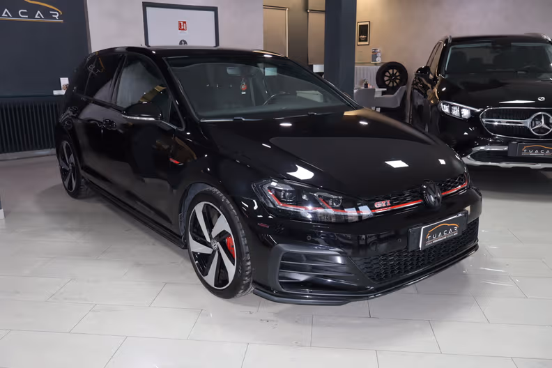 Volkswagen Golf - 3