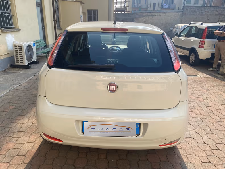 Fiat Punto - 4