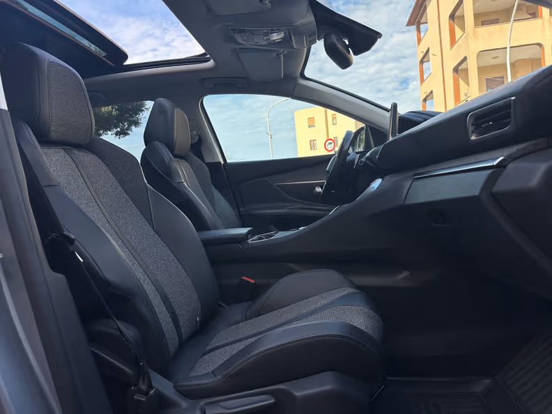 Peugeot 3008 - 9