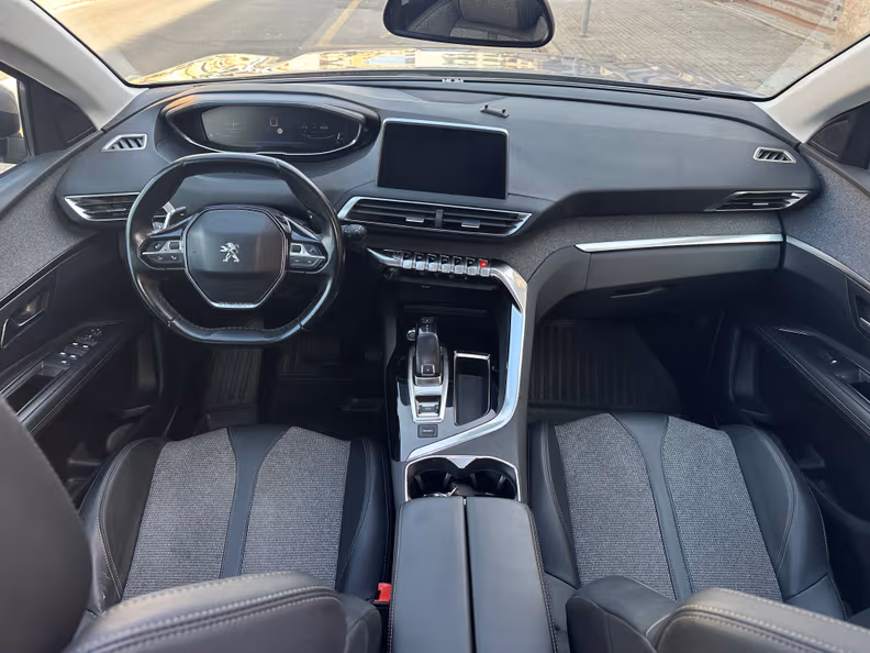 Peugeot 3008 - 11